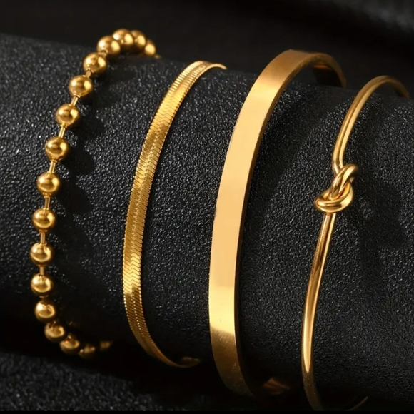 Stainless Bracelet Set - Picture 2 of 3